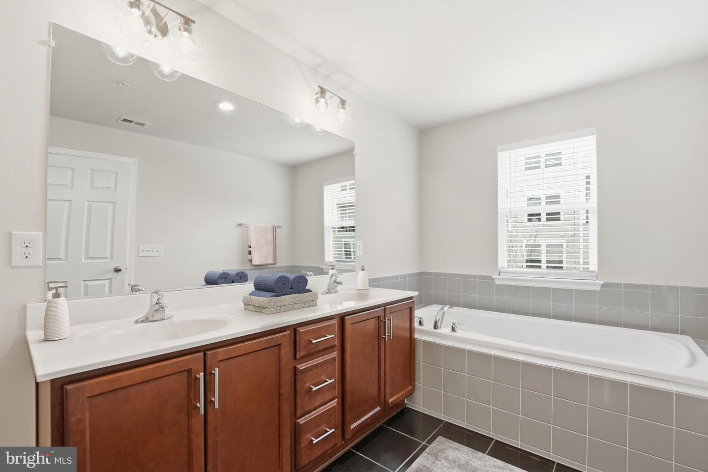 2951 Finsbury Place #97 photo 7