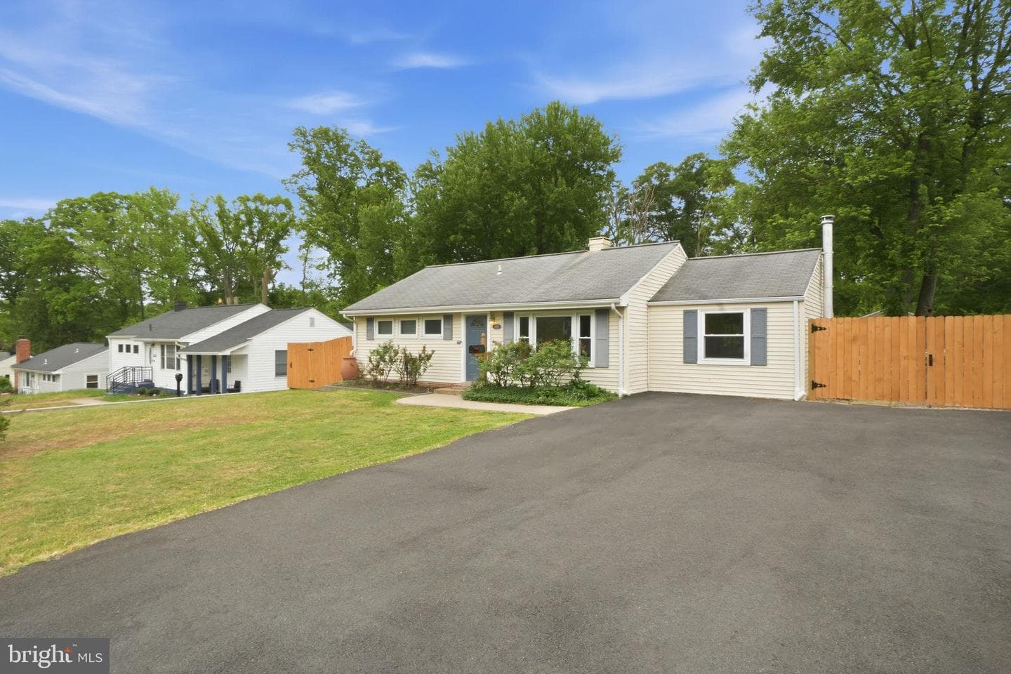 6626 Dorset Drive photo 7