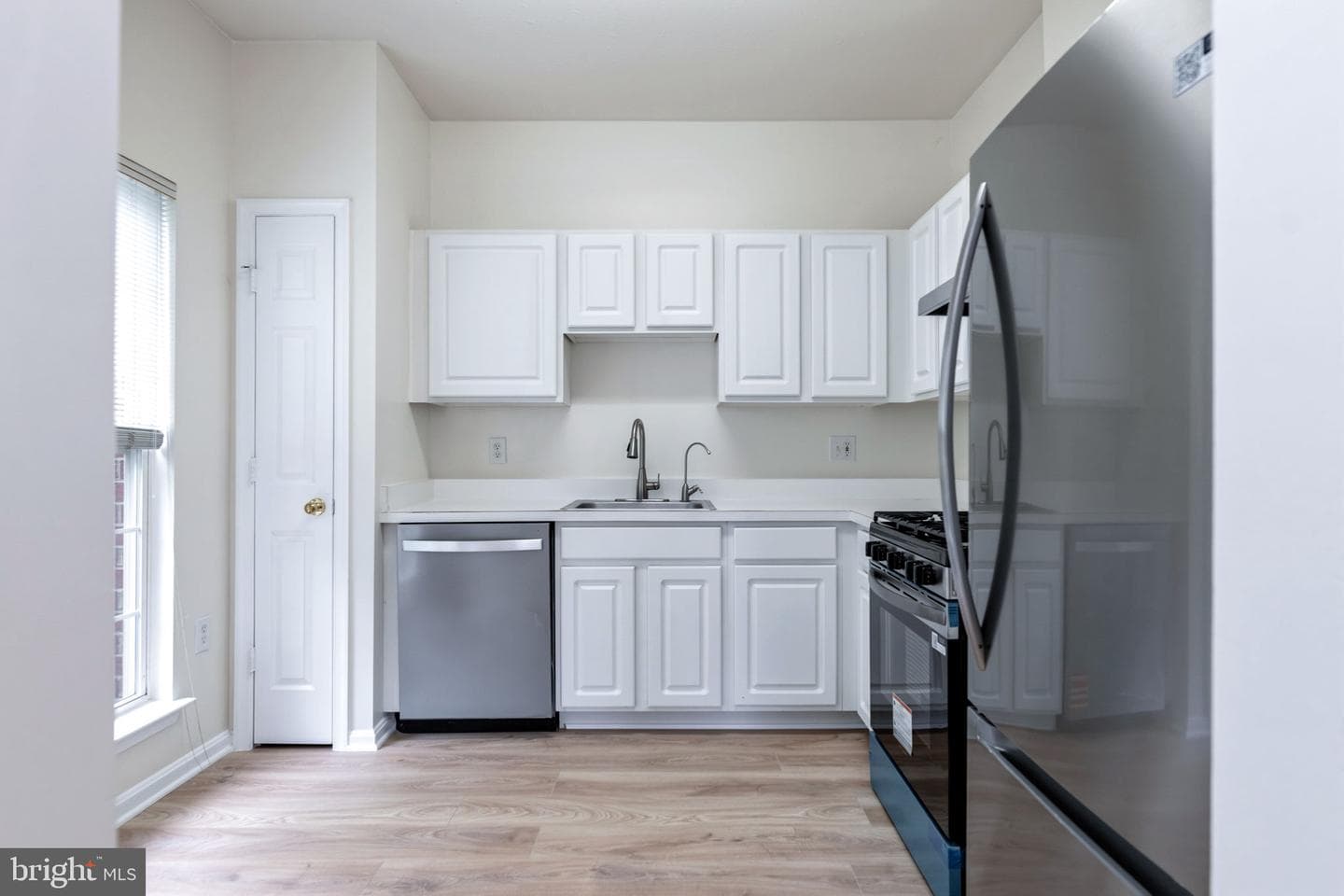 4129 Fountainside Lane #104 photo 6