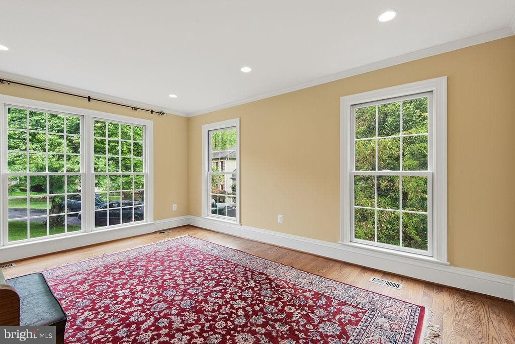 1210 Cameo Court photo 10