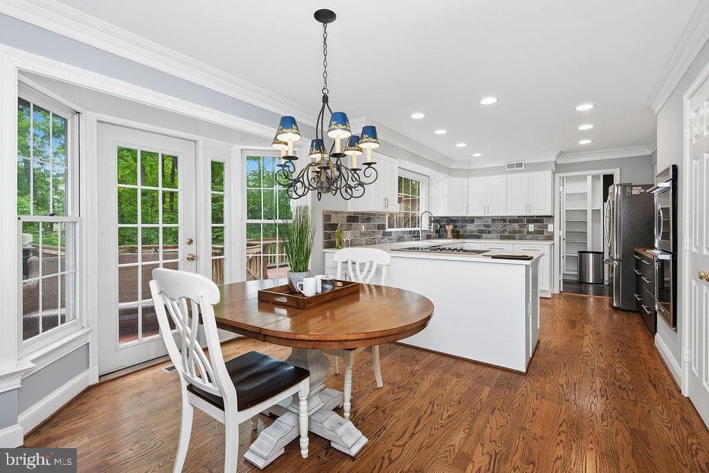 1210 Cameo Court photo 18