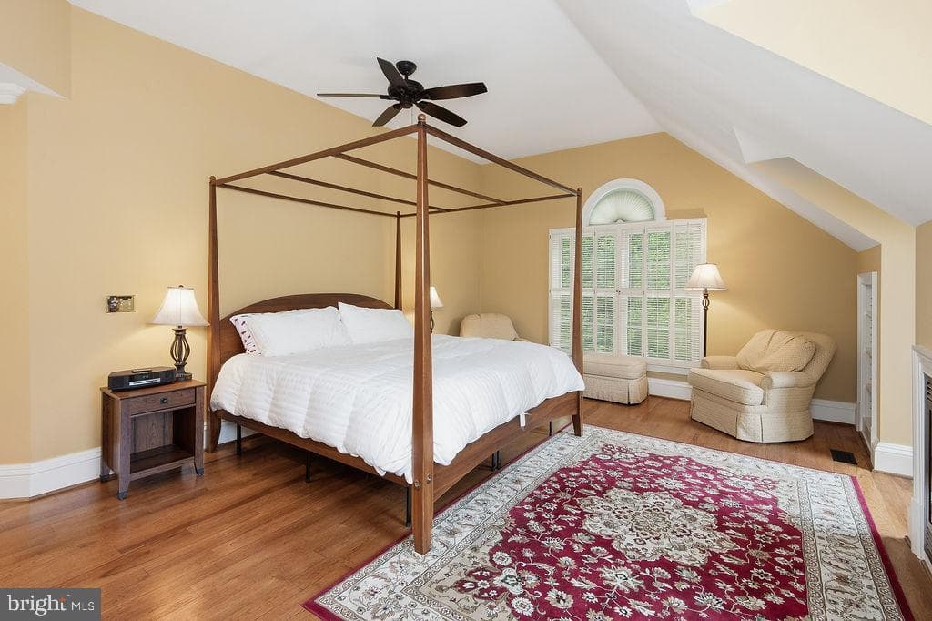 1210 Cameo Court photo 30
