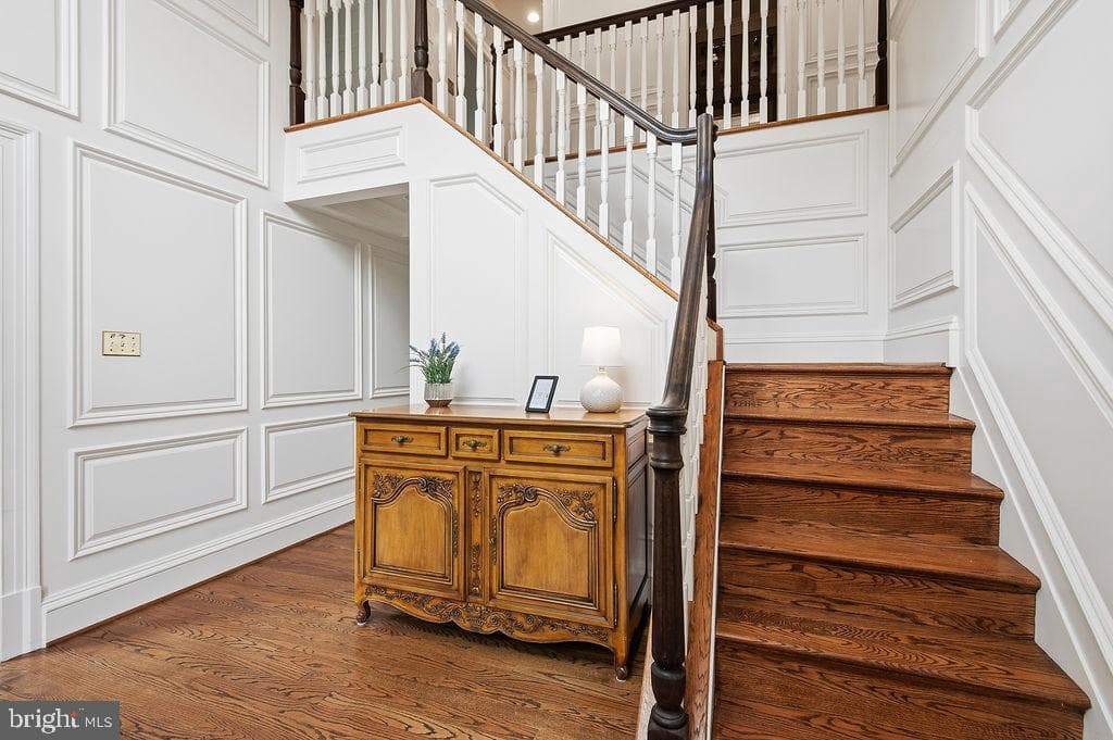 1210 Cameo Court photo 4