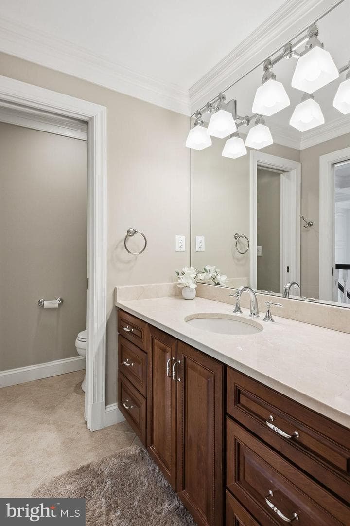 1210 Cameo Court photo 45