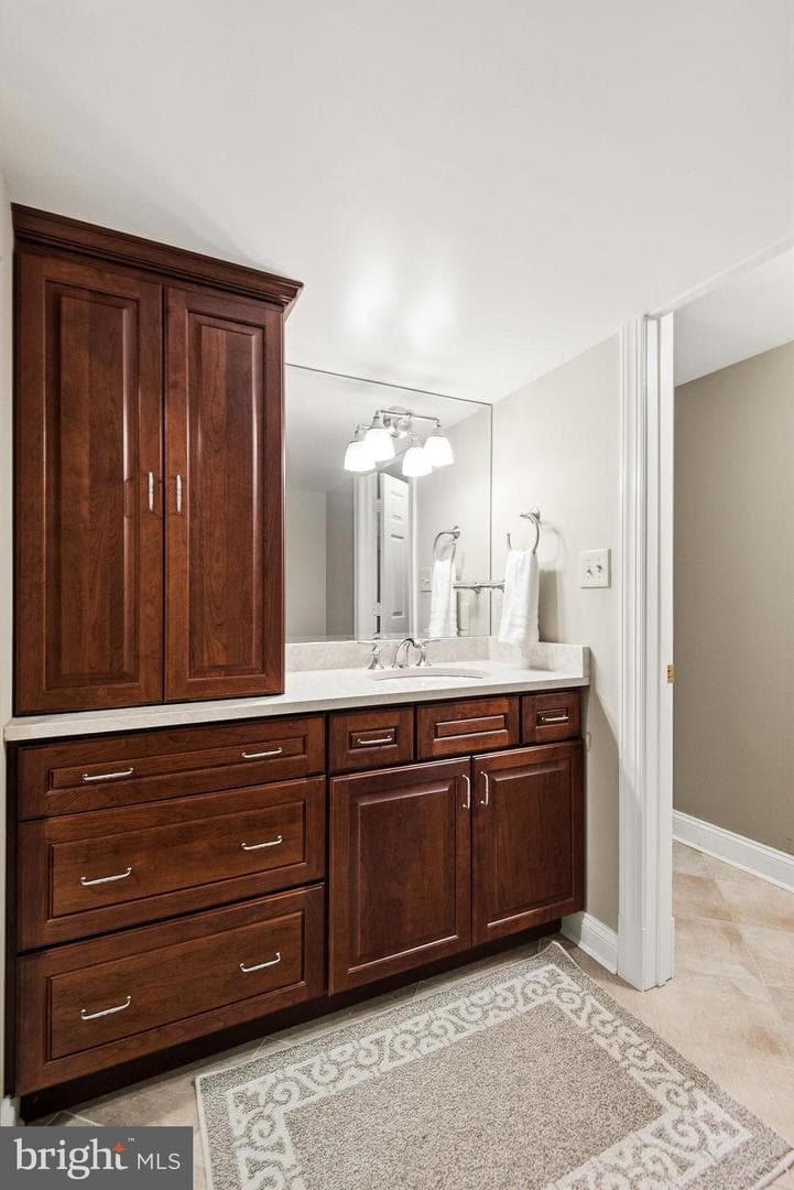 1210 Cameo Court photo 49