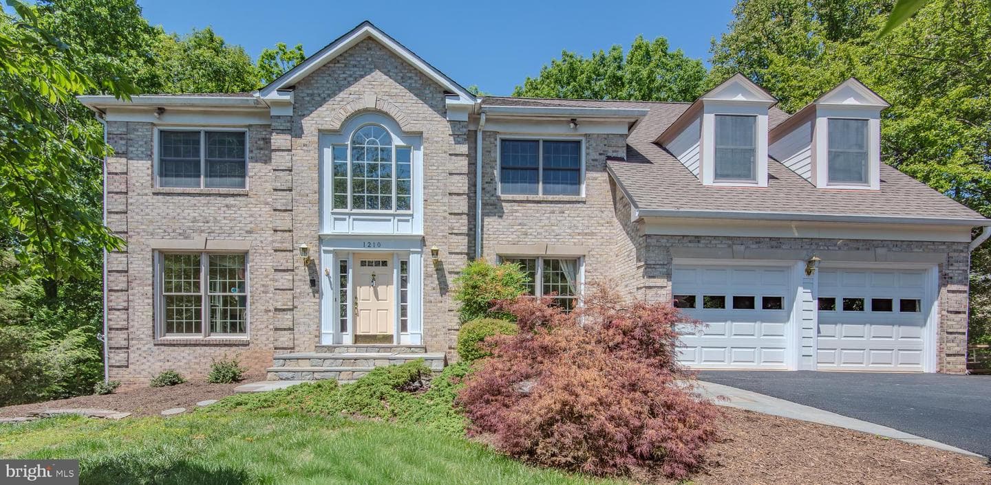 1210 Cameo Court photo 60