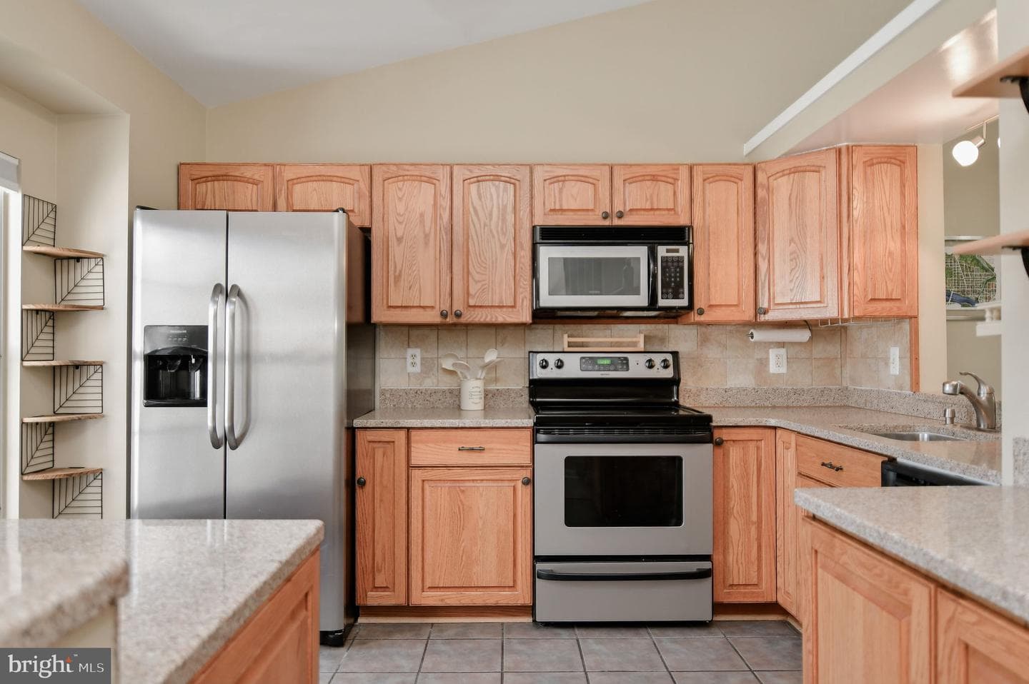 2799 Yarling Court #2799 photo 12