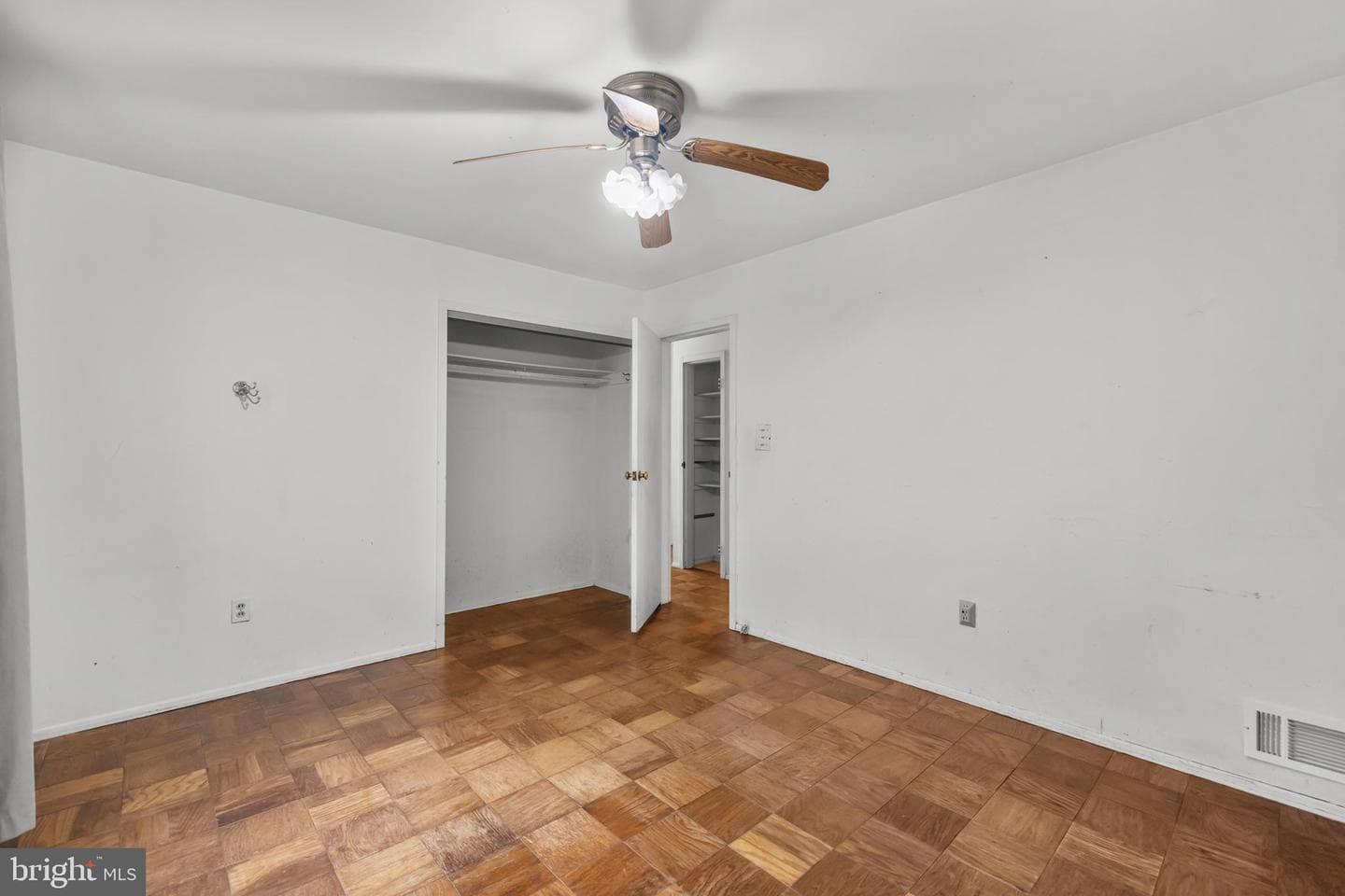 5533 Belfast Place photo 22