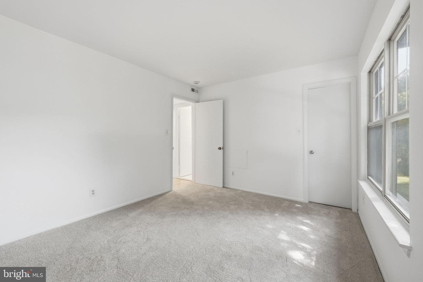 1703 Ascot Way #d photo 16