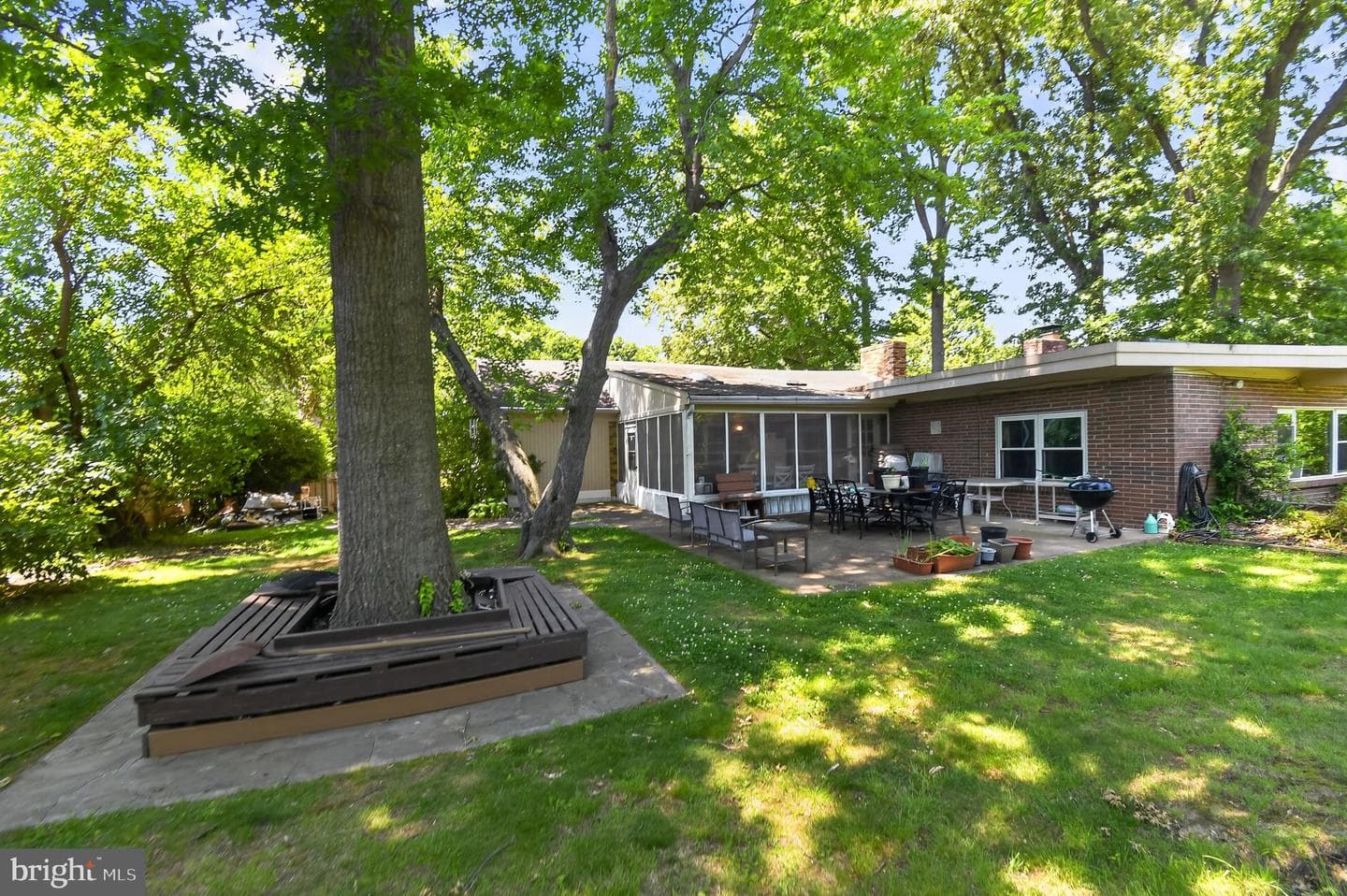 5013 Lincoln Avenue photo 30