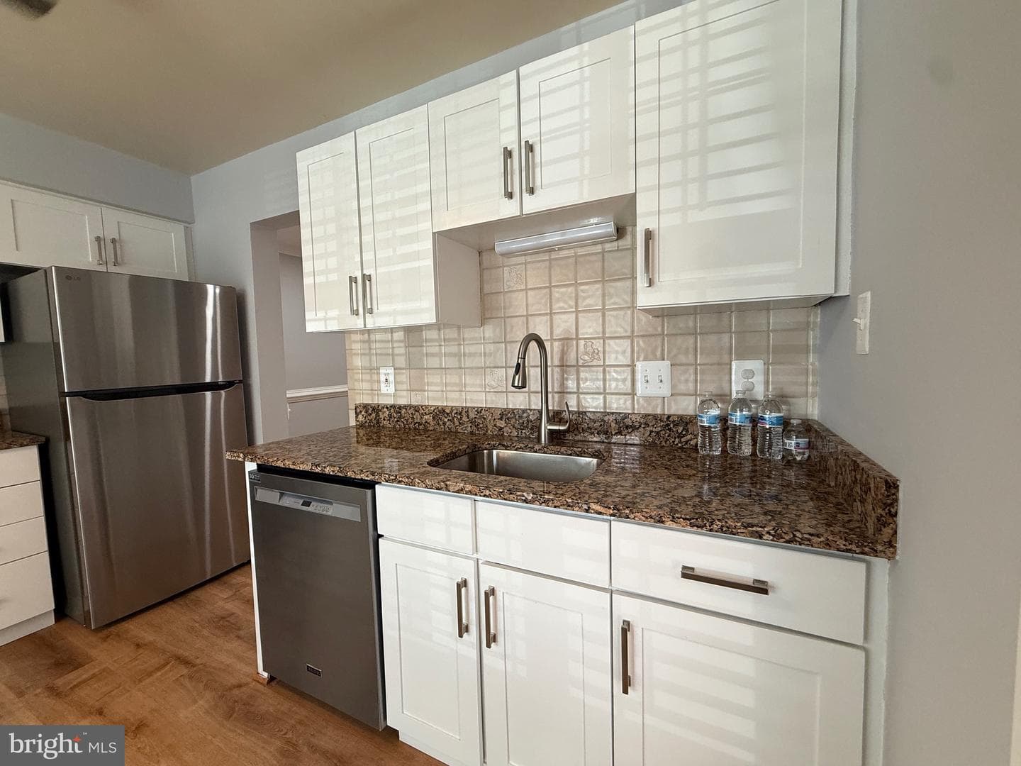 5650 Ridge View Drive photo 9