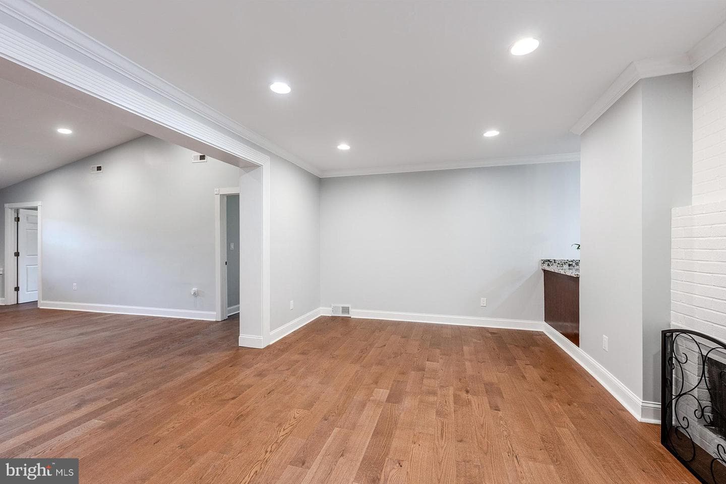 5807 Accomac Street photo 24