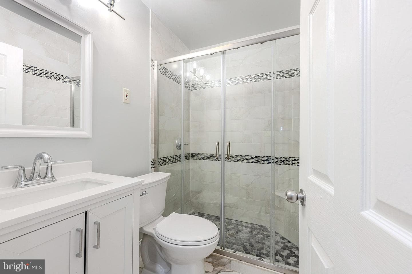 5807 Accomac Street photo 38