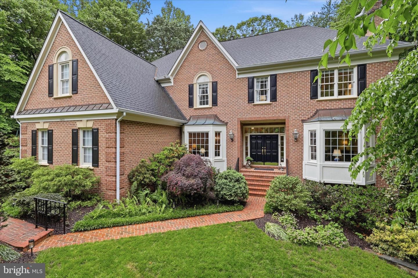 10693 Alliwells Court photo 2