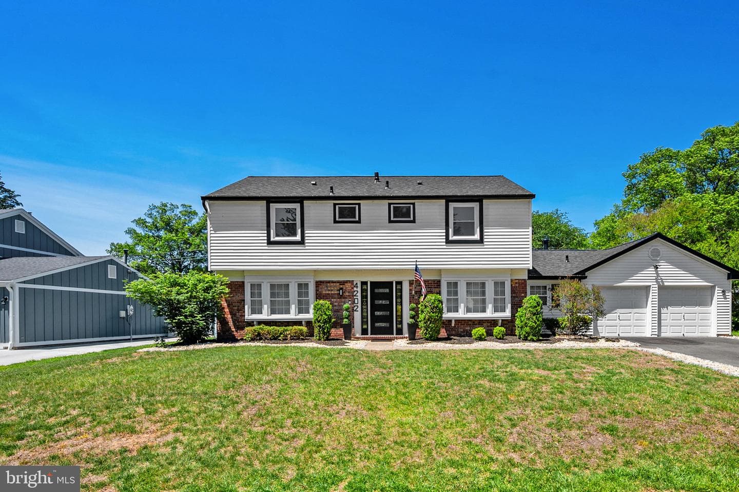 4202 Minstrell Lane photo 2