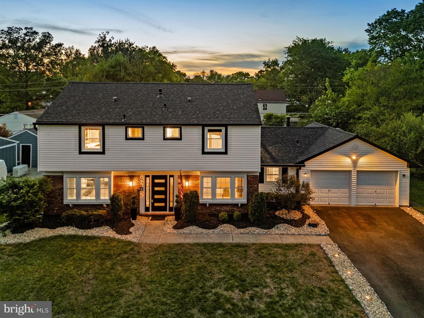 4202 Minstrell Lane photo 8