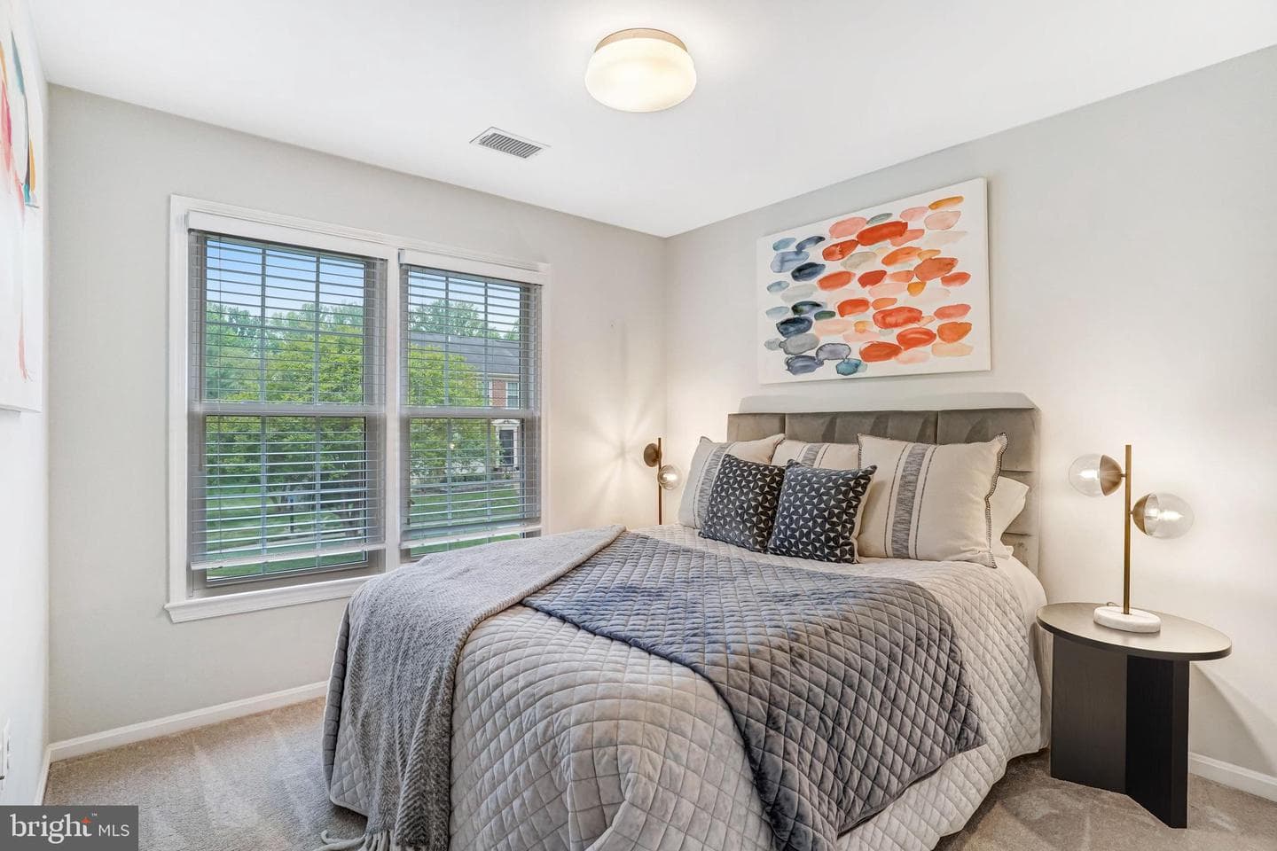 4467 Holly Avenue photo 29