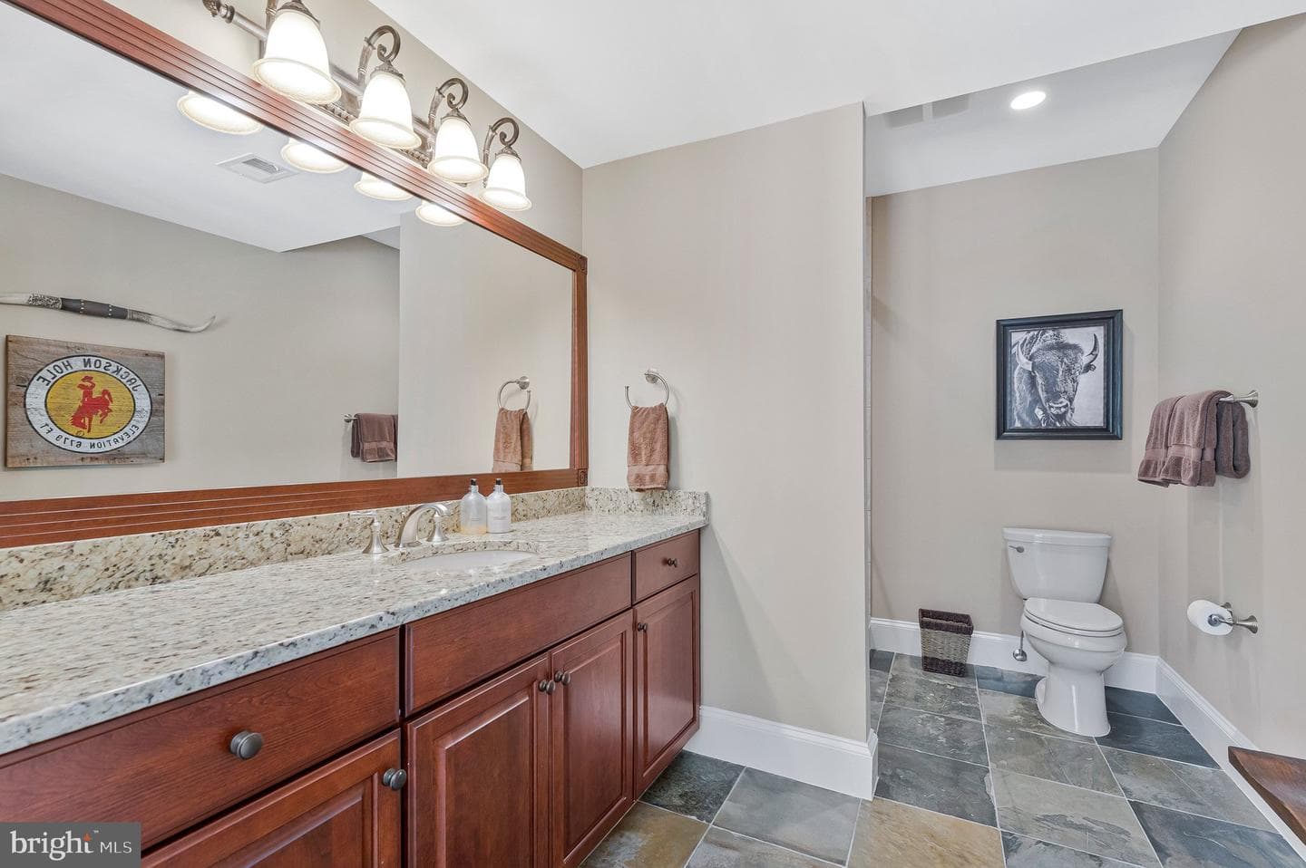 6807 Wemberly Way photo 55