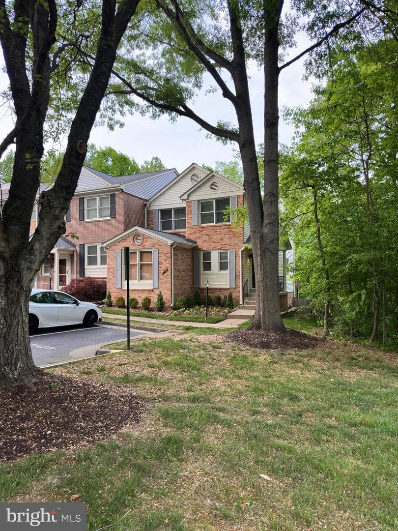 7929 Valleyfield Drive photo 33