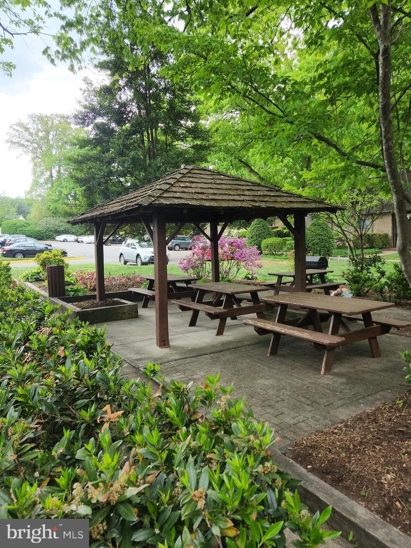 11618 Vantage Hill Road #12b photo 3