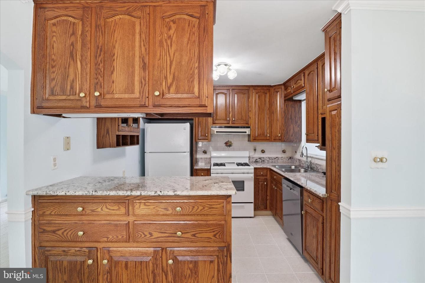 6718 Ruskin Street photo 5