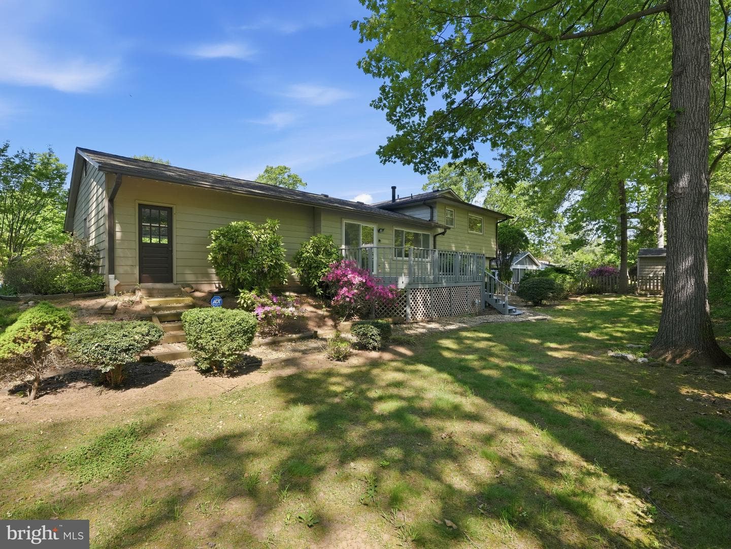 3425 Bedivere Court photo 39