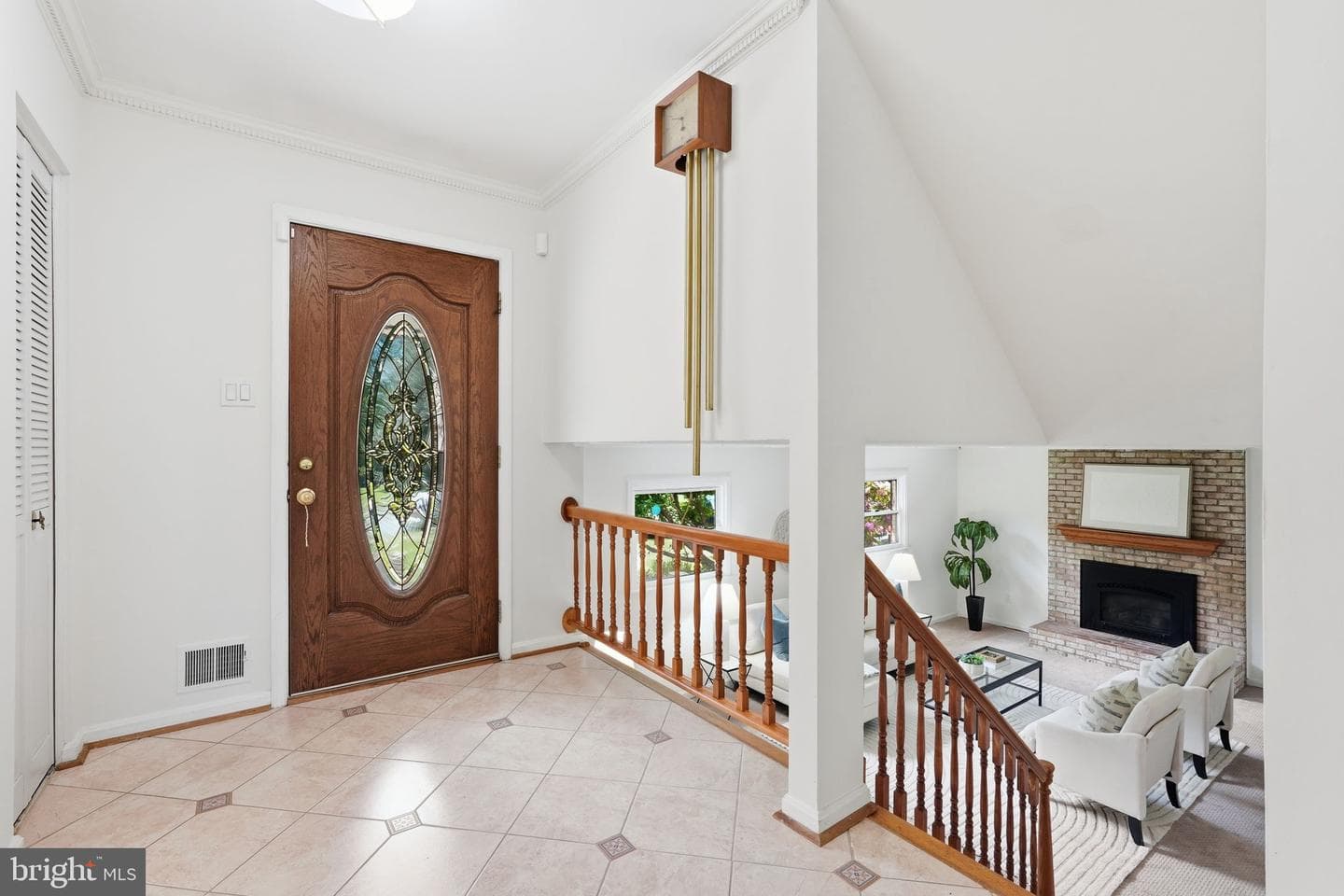 3425 Bedivere Court photo 6