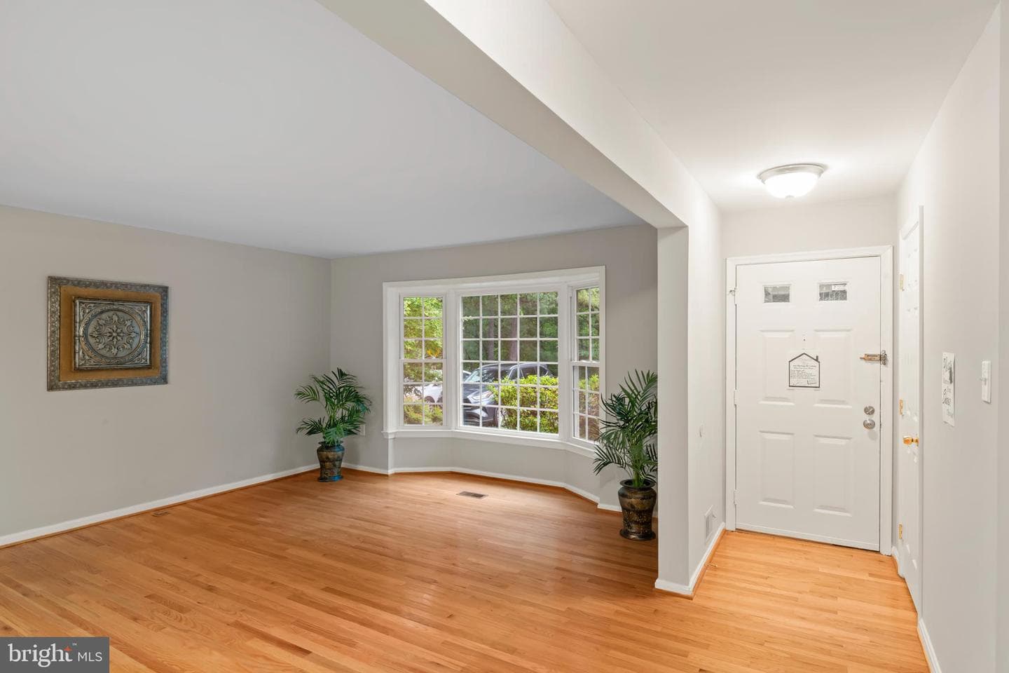 5661 Chelmsford Court photo 7