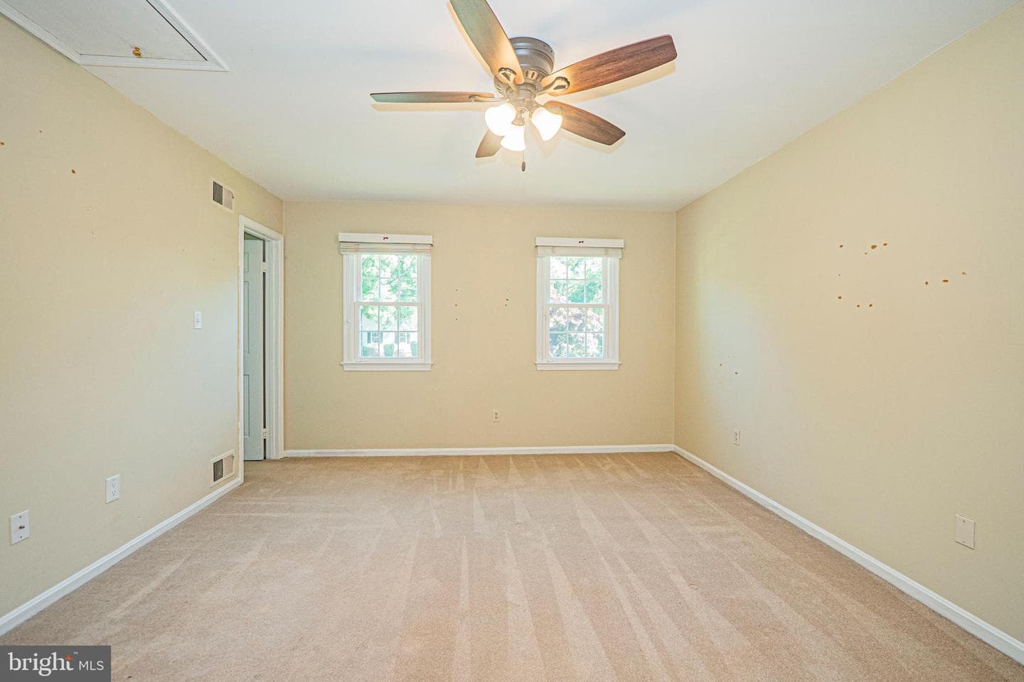 3901 Locust Lane photo 27