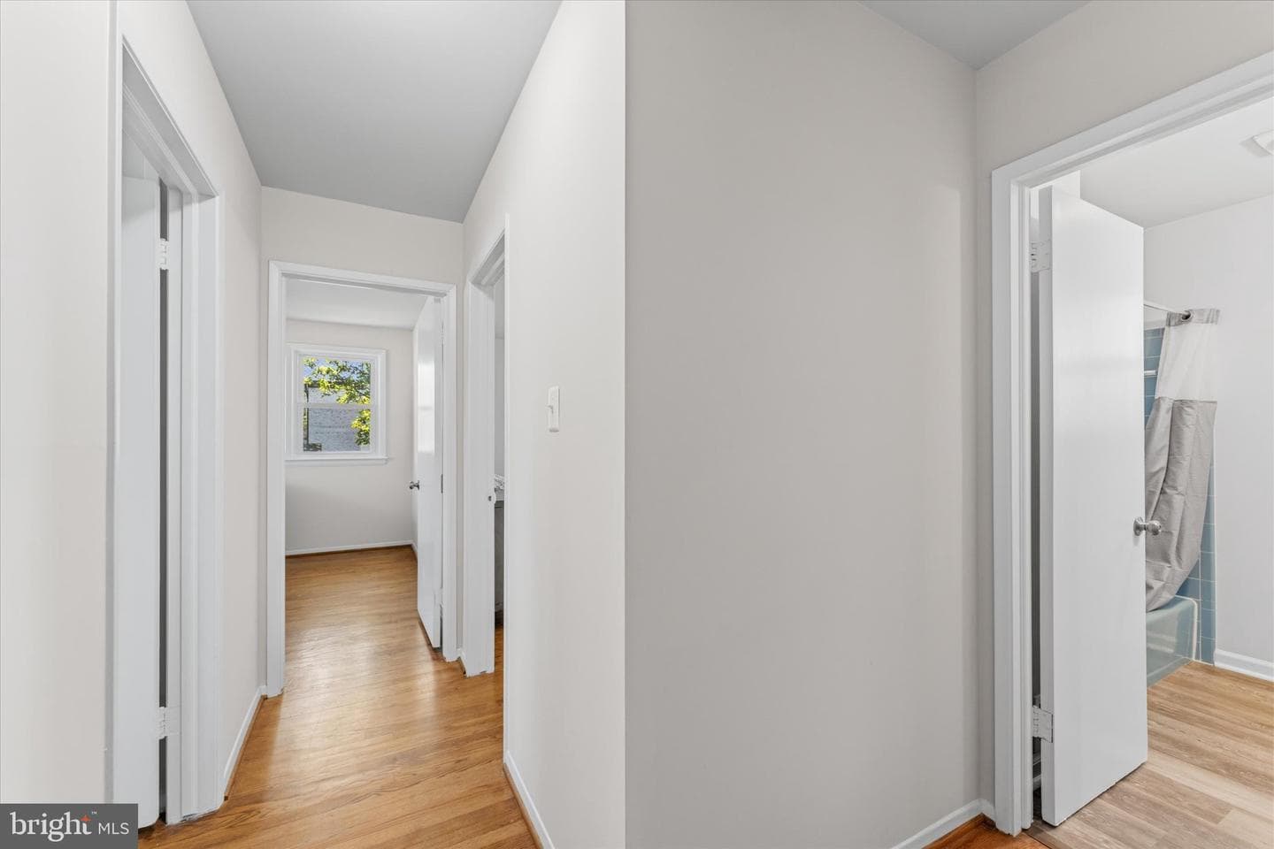 14707 Braddock Road photo 18