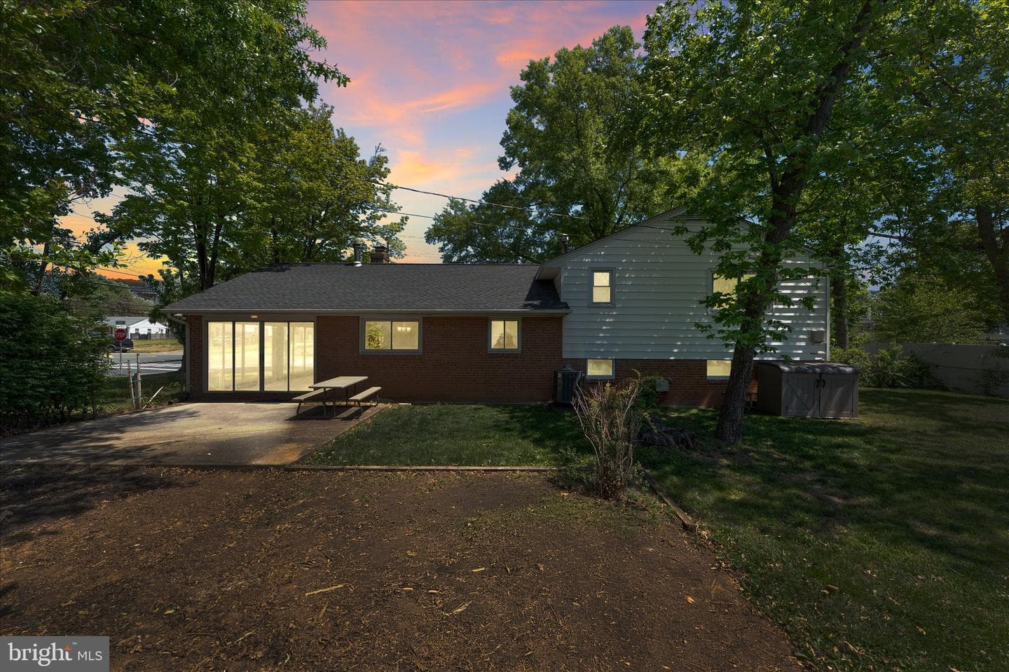 14707 Braddock Road photo 35