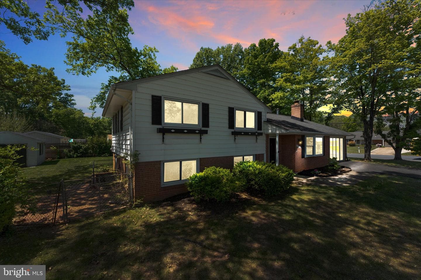 14707 Braddock Road photo 5