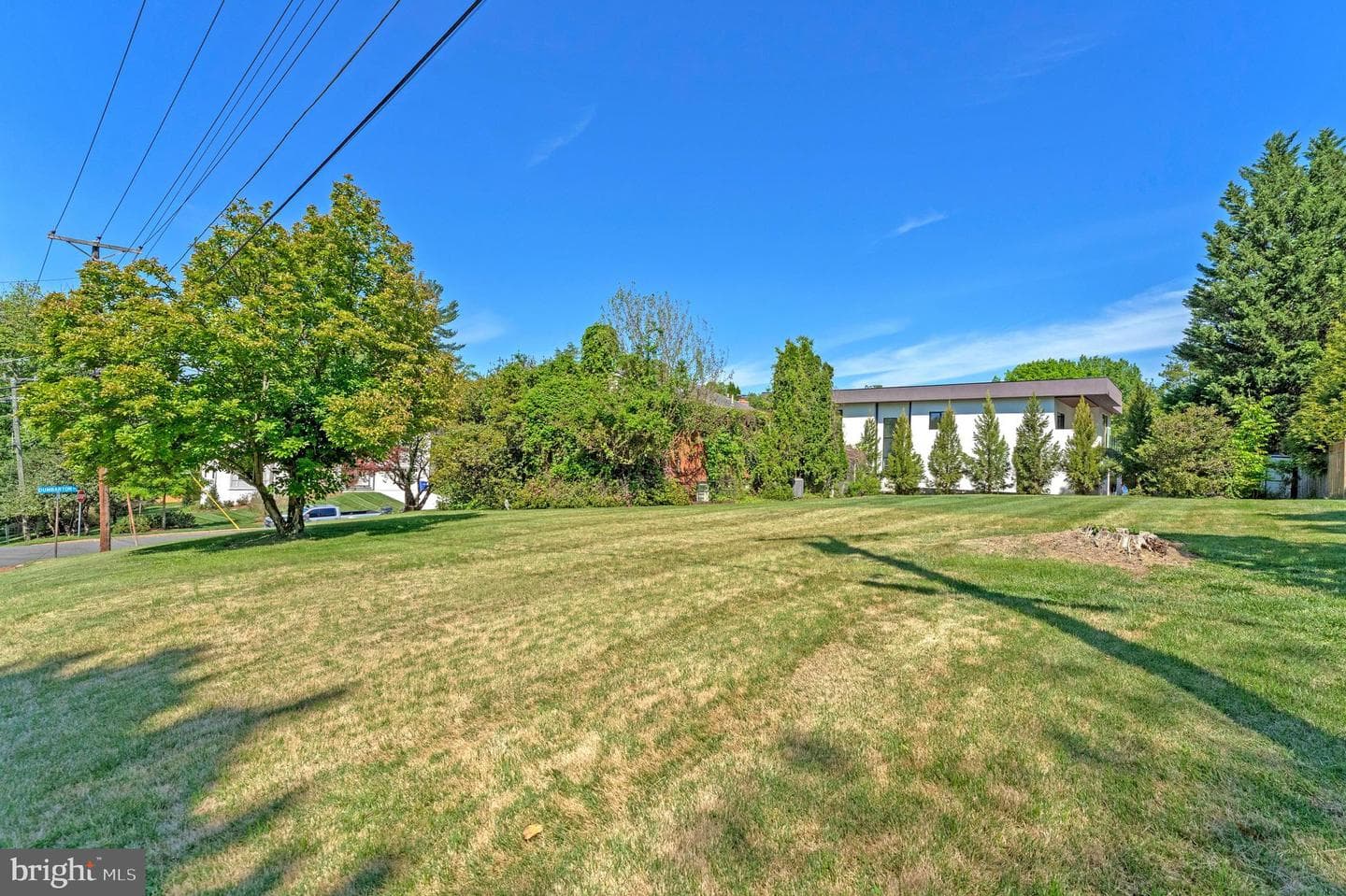 1805 Dumbarton Street photo 4
