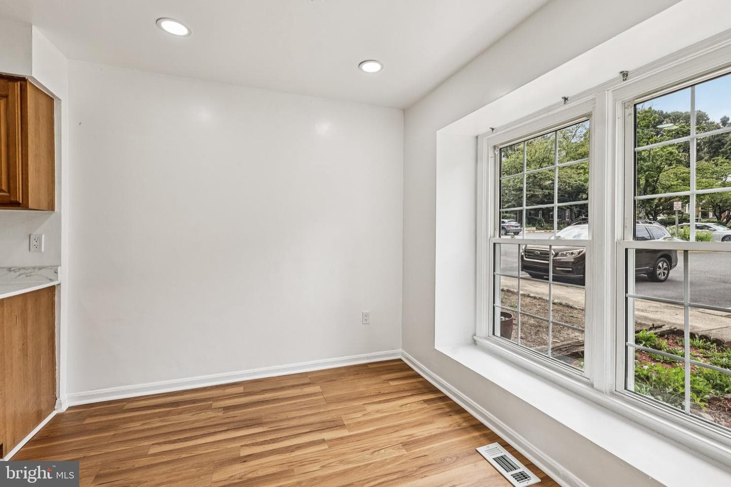 6312 Teakwood Court photo 12