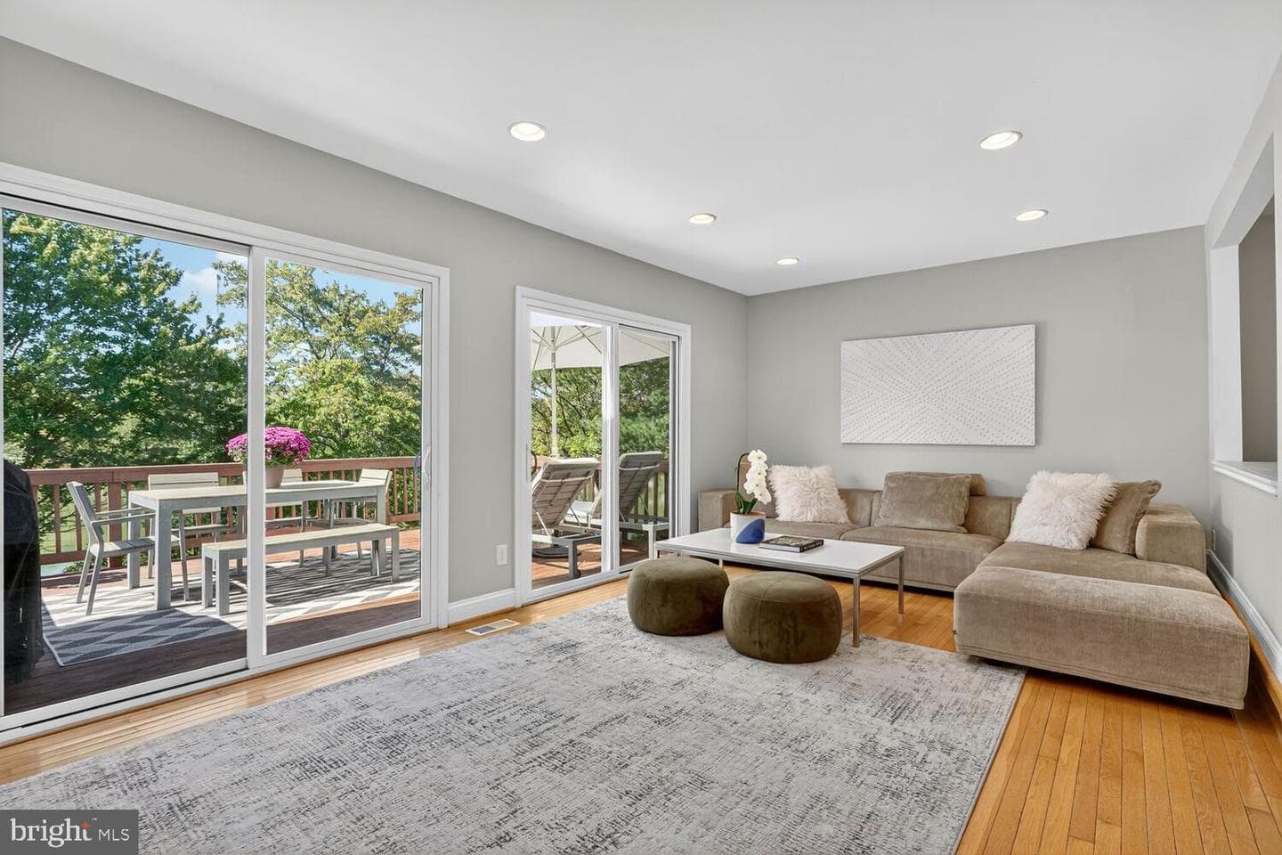 2922 Bridgehampton Court photo 12