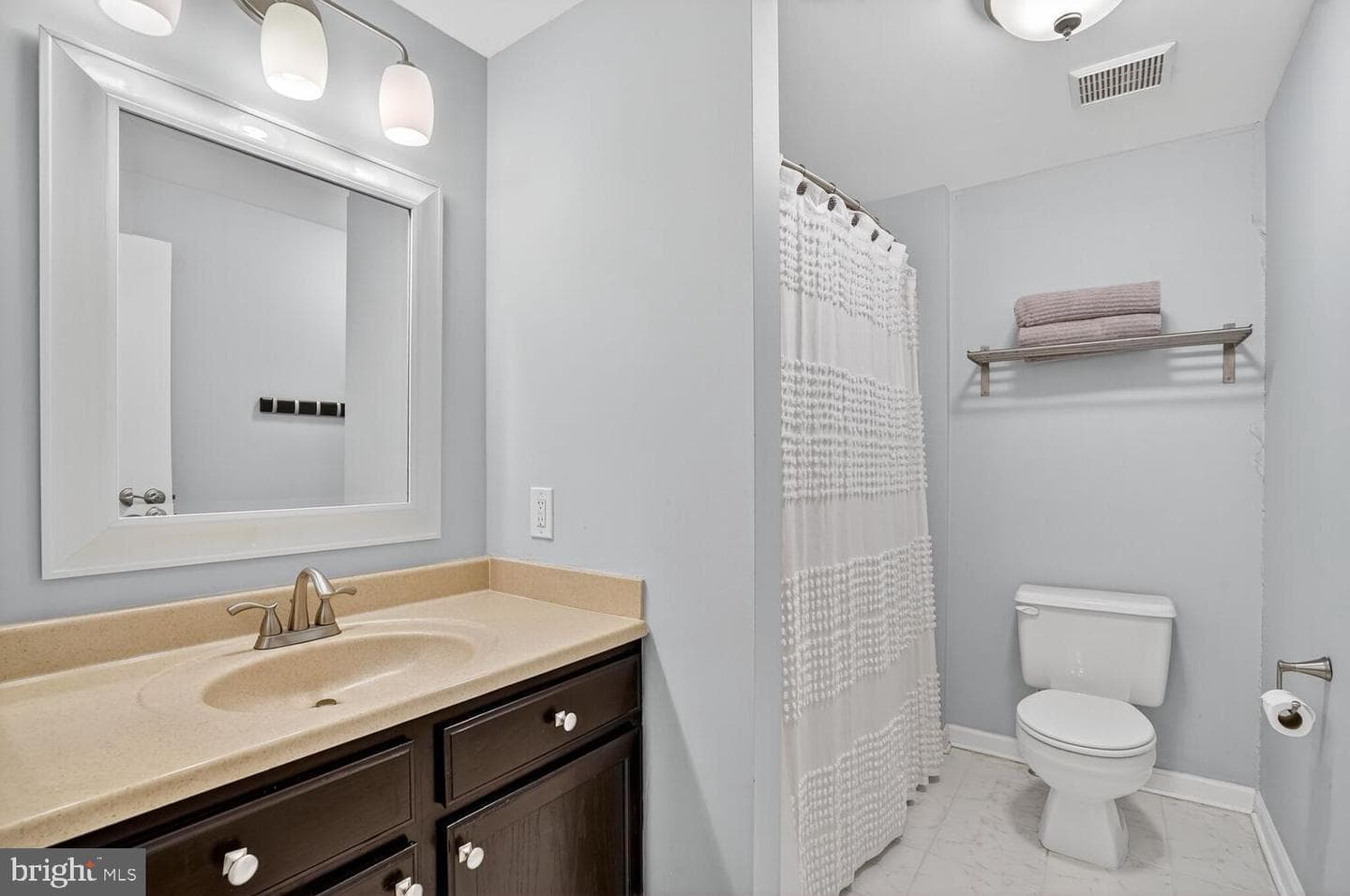 2922 Bridgehampton Court photo 22