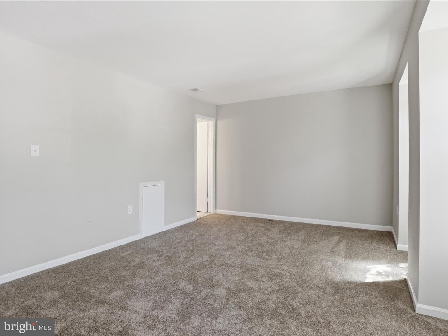14219 Heritage Crossing Lane photo 17