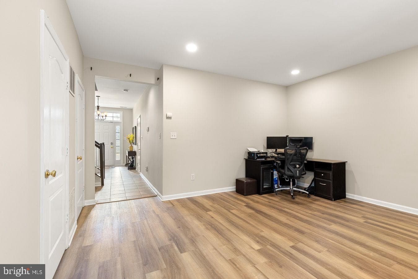 12957 Wood Crescent Circle photo 6