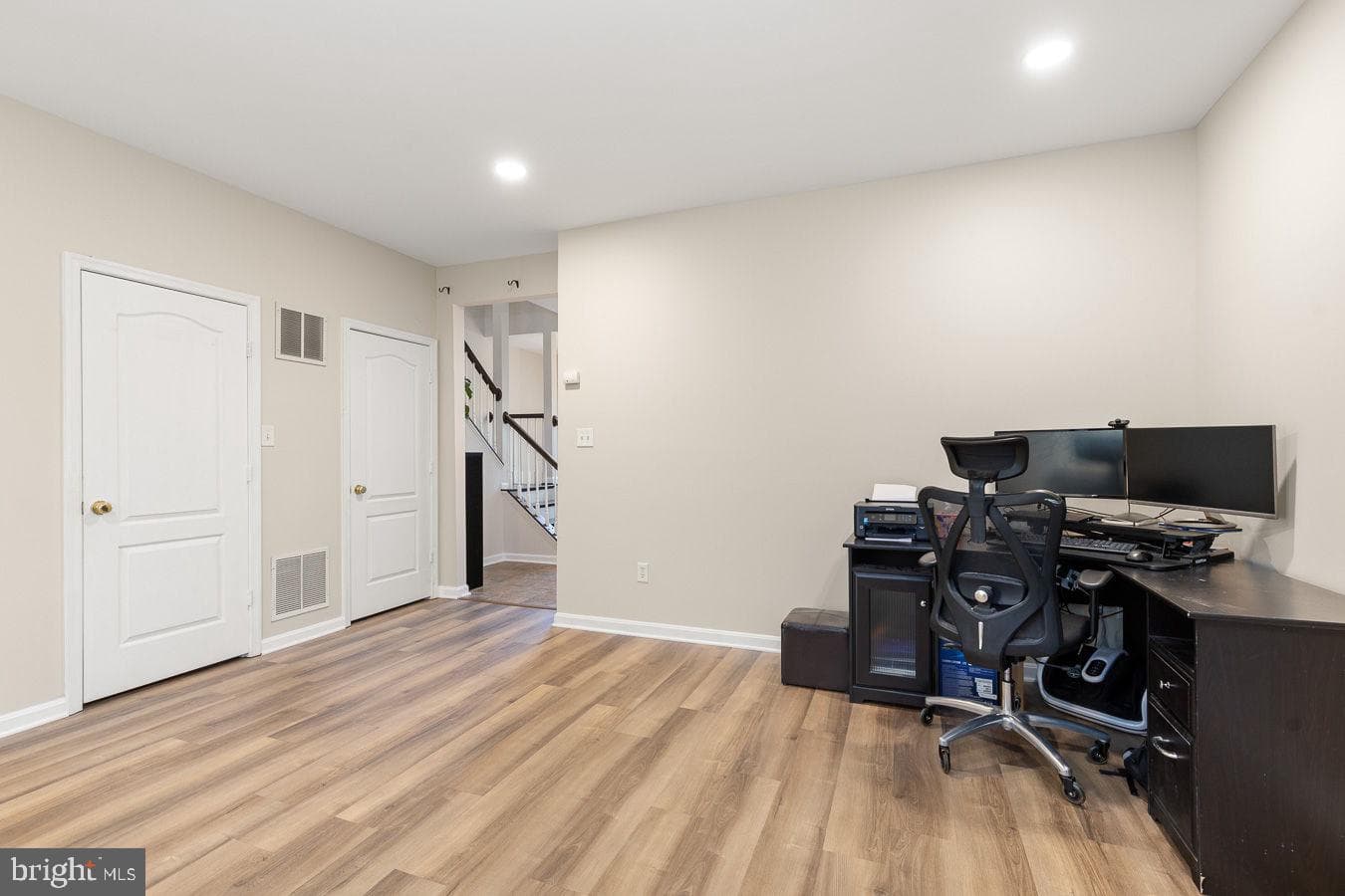 12957 Wood Crescent Circle photo 7