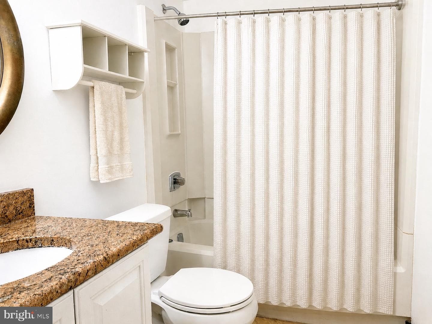 5813 Cove Landing Road #201 photo 14