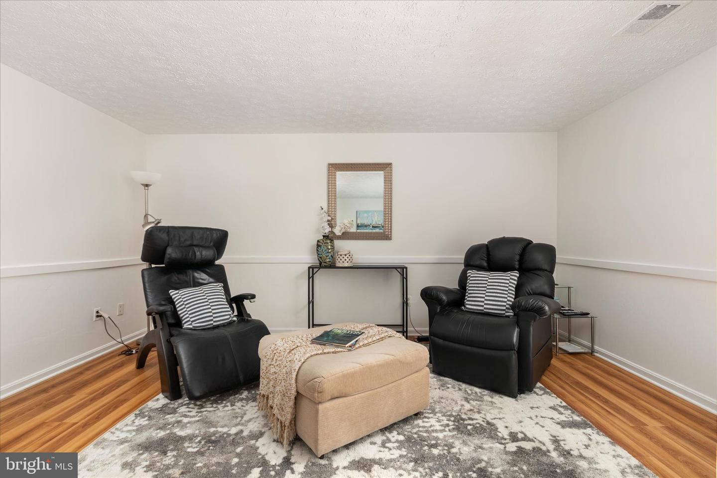 5406 Leeway Court photo 25
