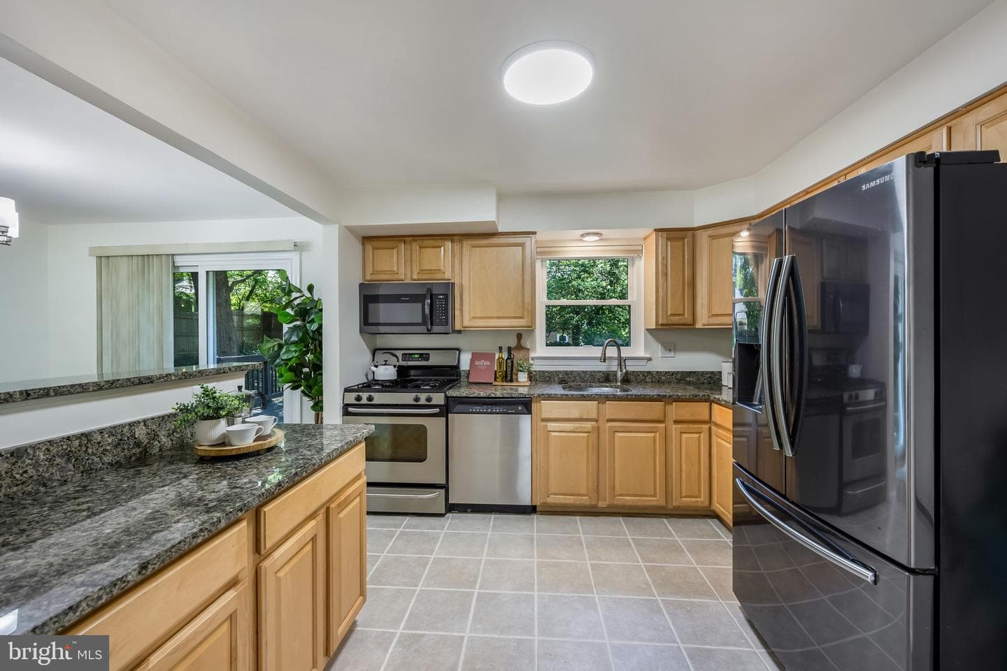 6211 Colmac Drive photo 4