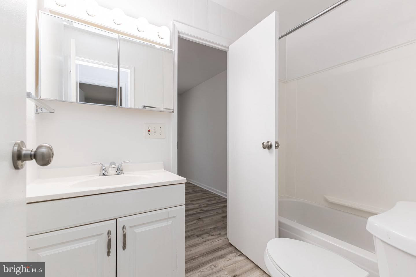 1183 Autumnhaze Court photo 14