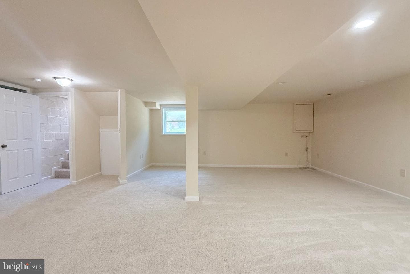 100 James Drive SW photo 14