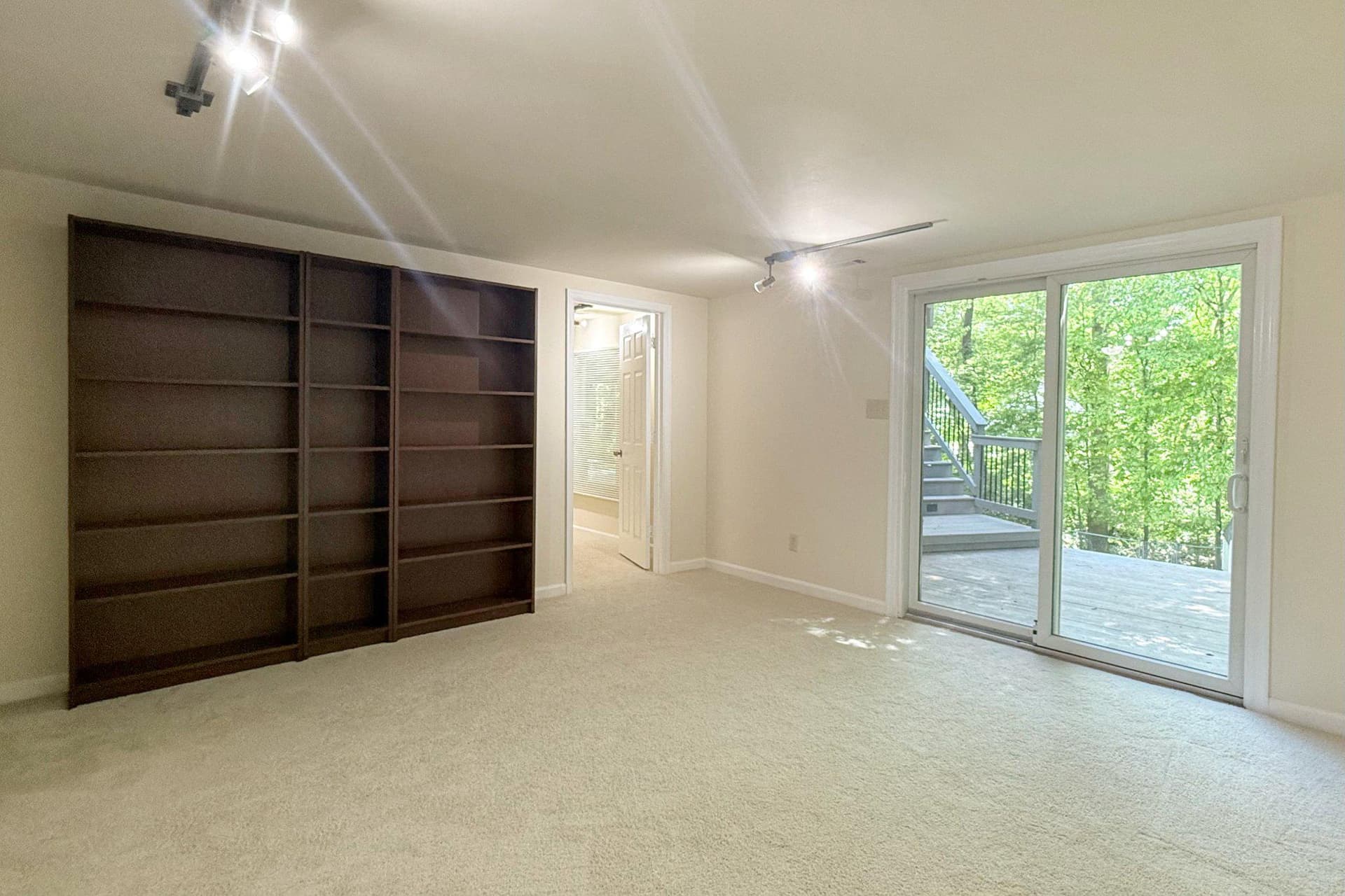 100 James Drive SW photo 22