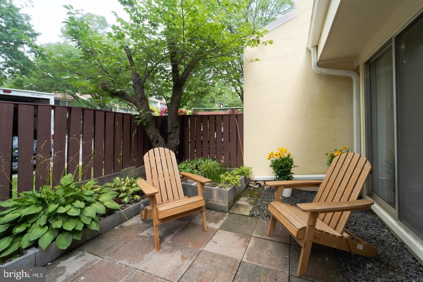2221 Southgate Square photo 5