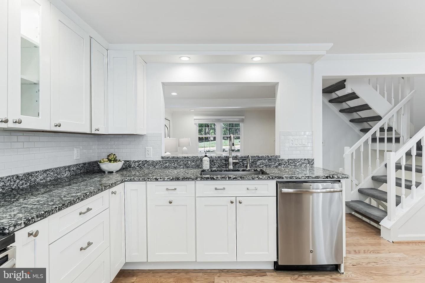 1654 Barnstead Drive photo 8