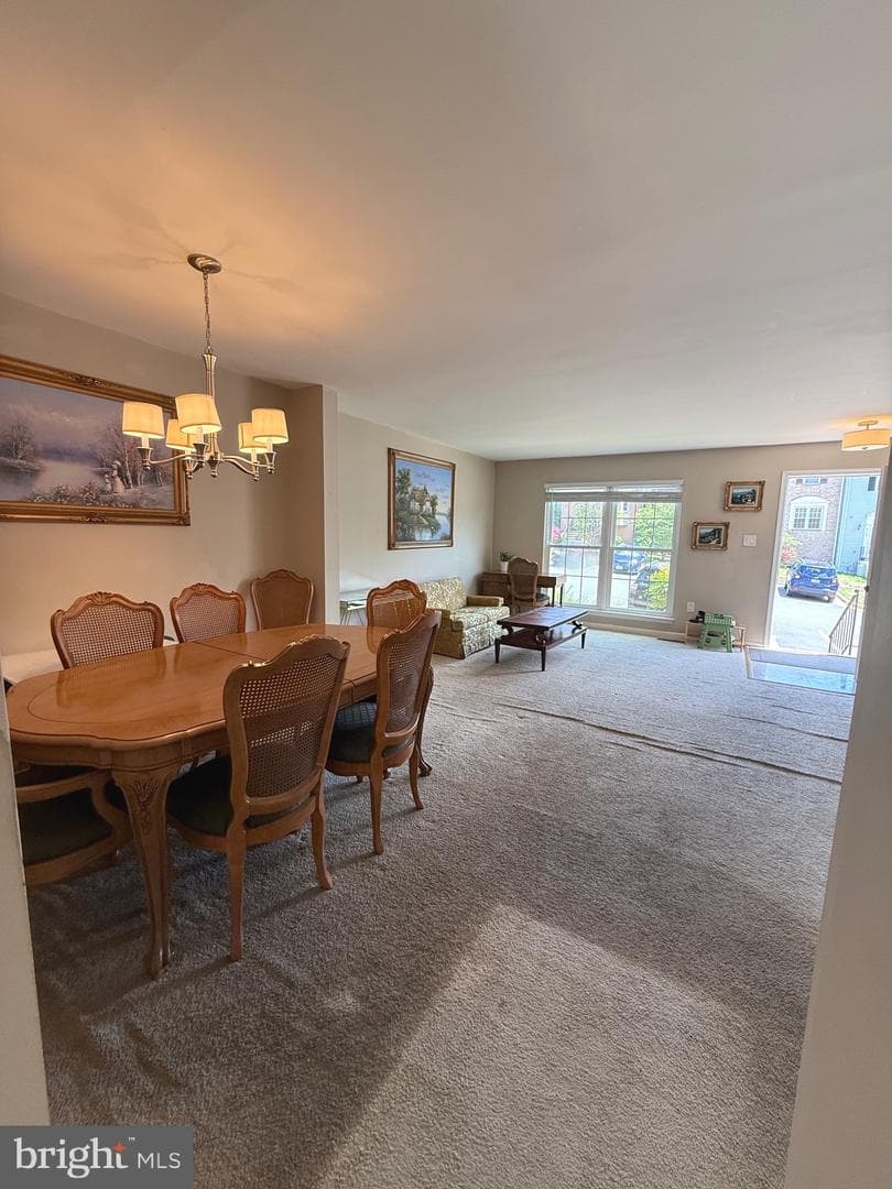 6742 Rockledge Place photo 4