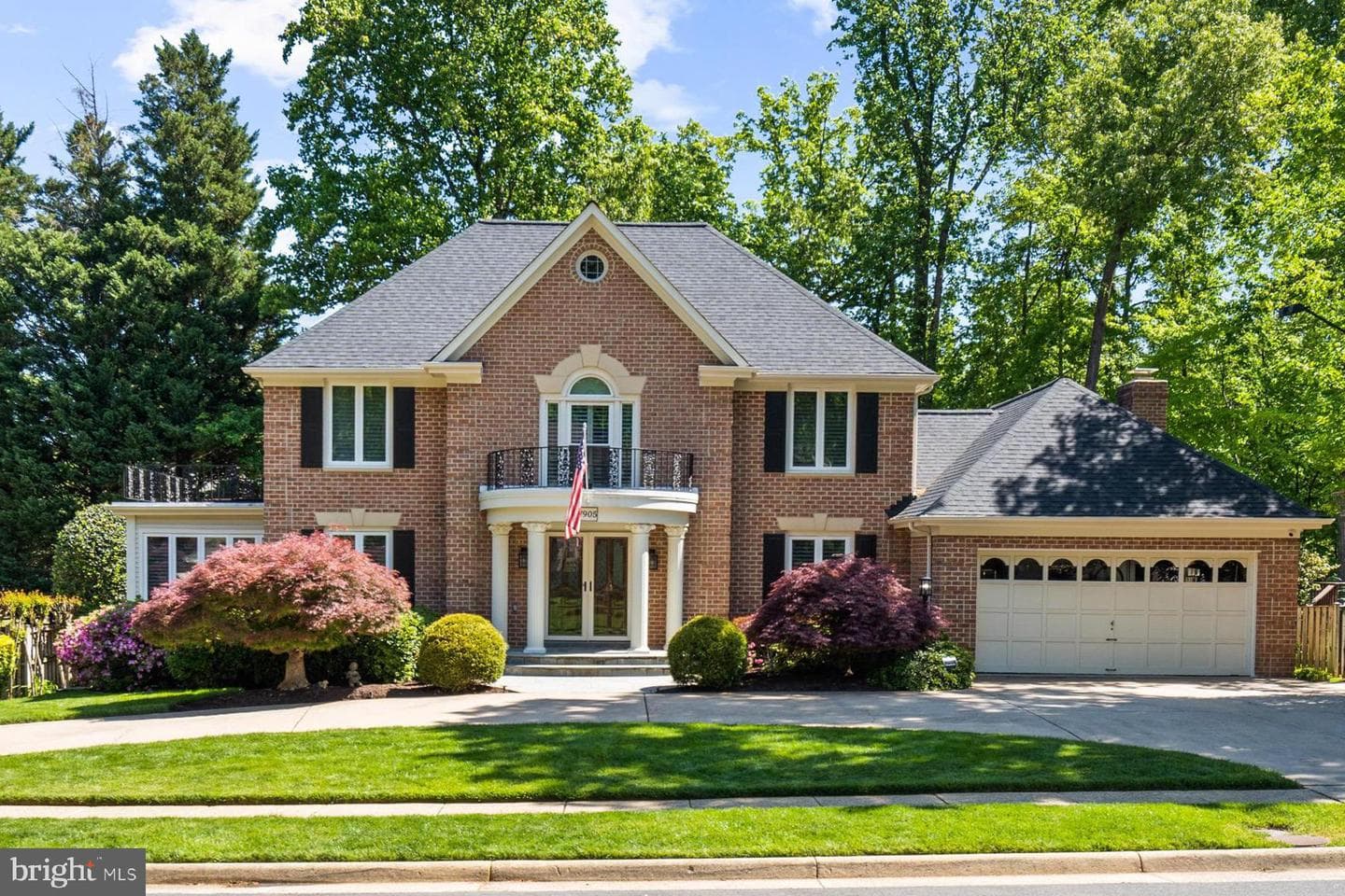 7905 Belleflower Drive photo 3