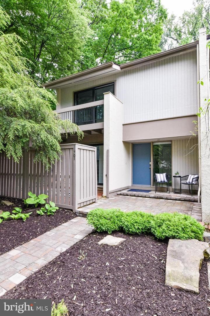 11701 Newbridge Court photo 55